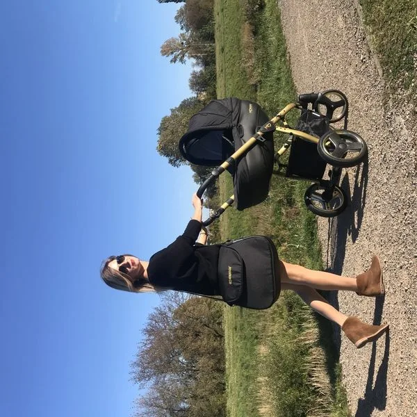 Gold Magic pram lifestyle photo 2