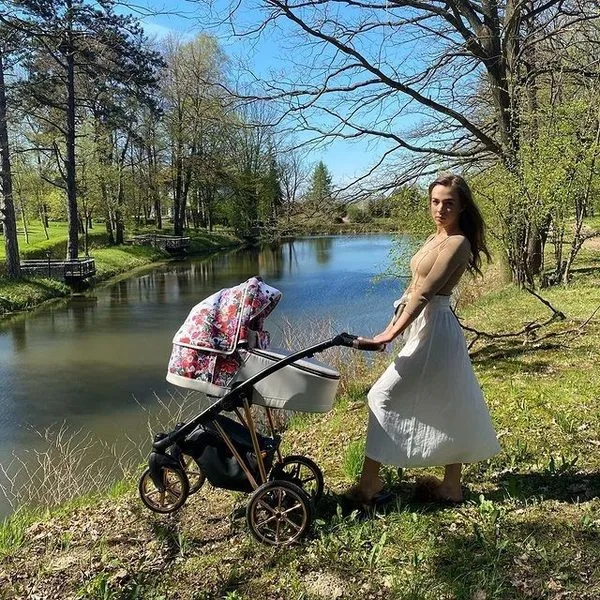 Musse Rose Light pram lifestyle photo 3